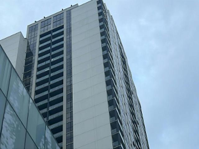 W Peachtree St NW Apt 2210