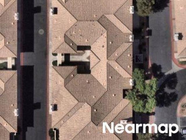 W Reno Ave
