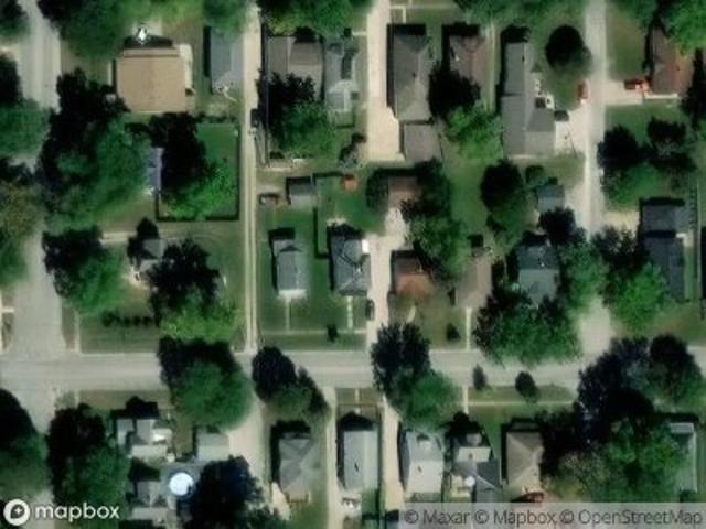 W Reynolds St