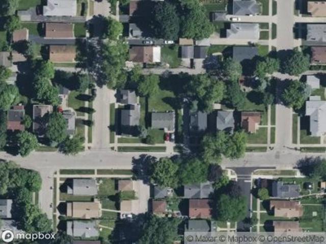 W Ridgeland Ave