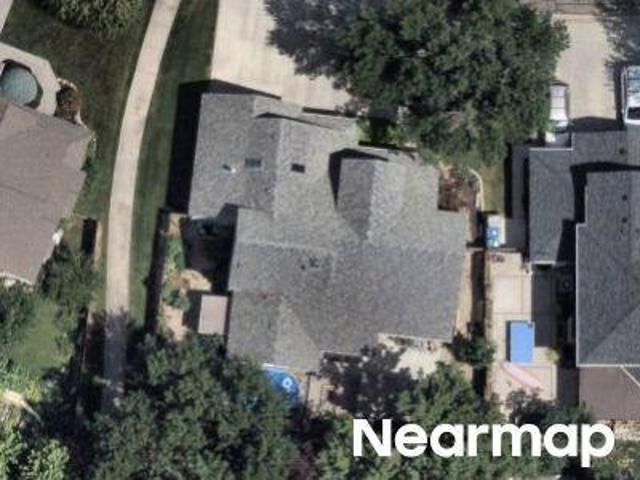 W Rochester Dr
