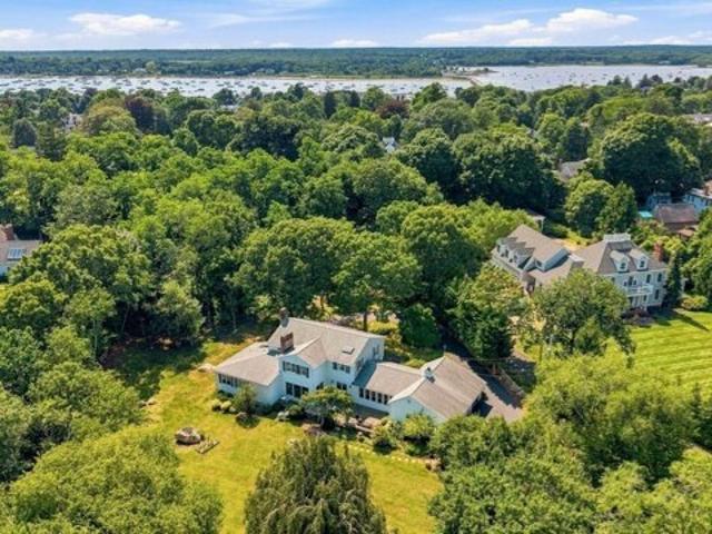 W Rockland Farm, Dartmouth, Home For Sale