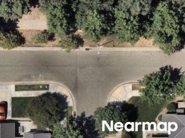 W Robinwood Ave