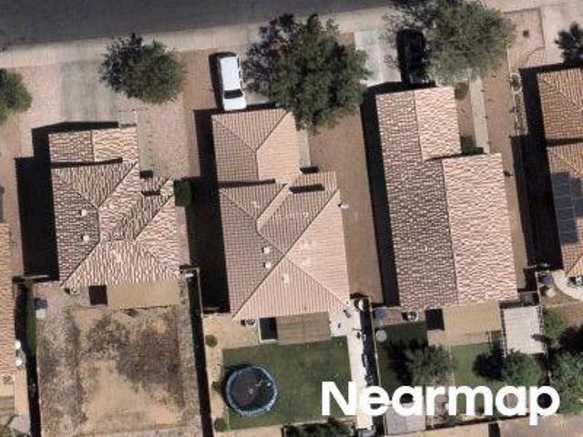 W Rosewood Dr