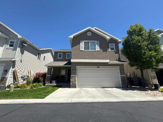 W Stonehaven Dr