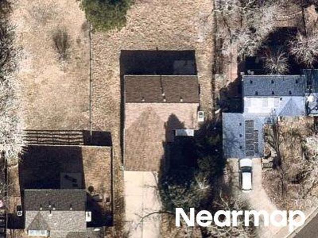 W Sycamore Ln