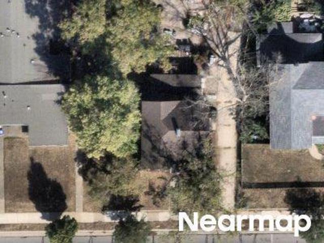 W Sycamore St
