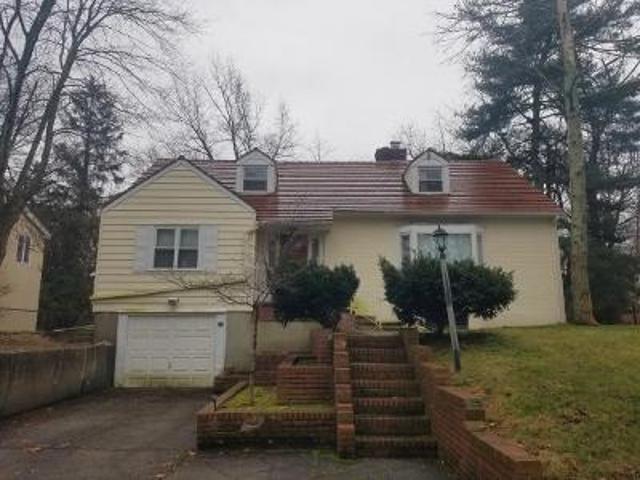 W Terrace Rd