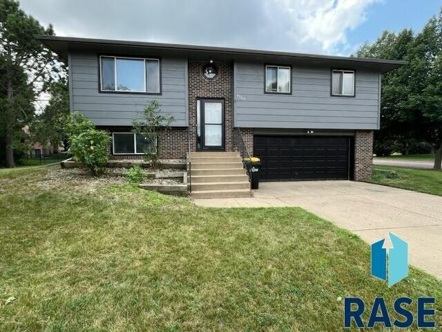 W Th St, Sioux Falls, Home For Sale