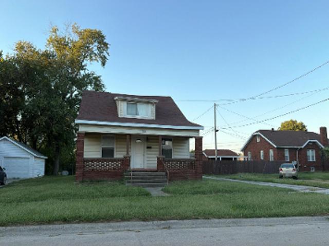 W Virginia Ave
