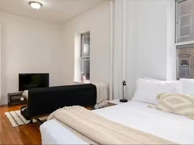 W 141st St, New York City, NY