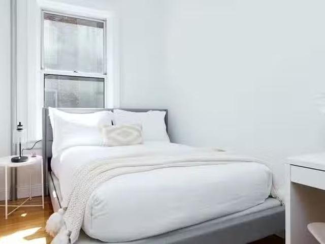 W 141st St, New York City, NY