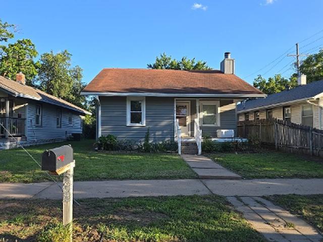 W 16th Ave