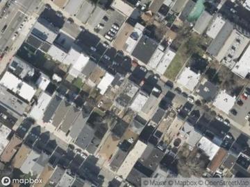 W 19th St