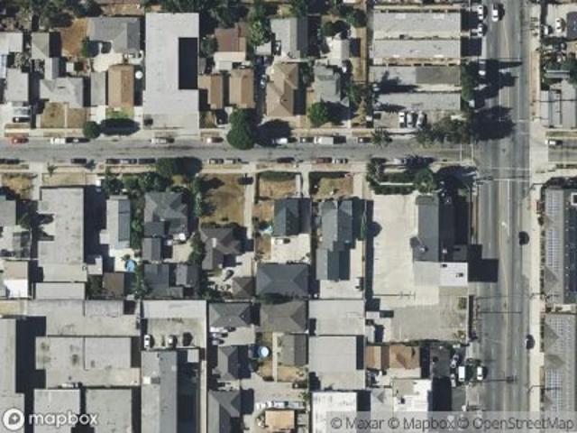W 104th St