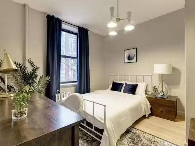 W 136th St, New York City, NY