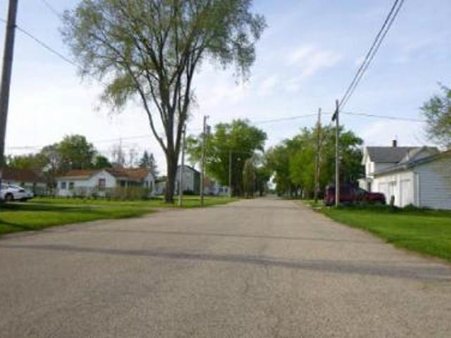 W 2nd Ave