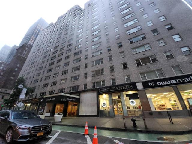 W 57th St
