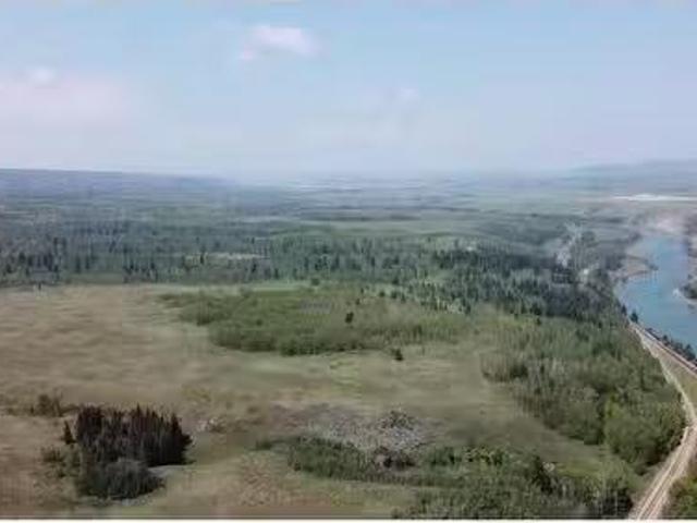 W:5 R:4 T:26 S:7 Q: Se &Ne, & Nw, Rural Rocky View County, AB.