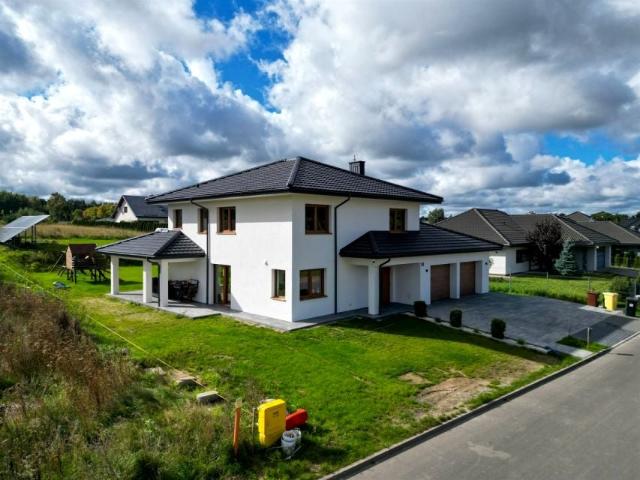 Wczasowa 360,75 m², Bydlino