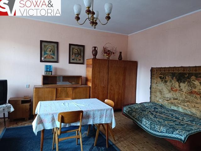 Na sprzedaż słoneczne 45 m² do remontu w Wałbrzychu