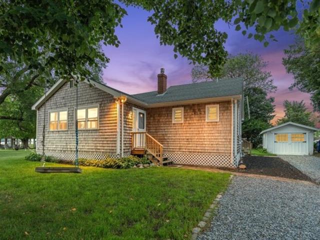 Wampanoag Dr, Fairhaven, Home For Sale