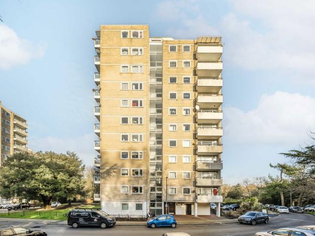 Wanborough Drive, Putney SW15, 2 bed flat to rent, £1,895 pcm | PrimeLocation