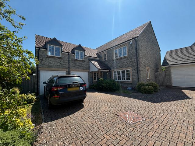 Wand Road, Wells 5 bed detached house to rent £2,900 pcm £669 pw