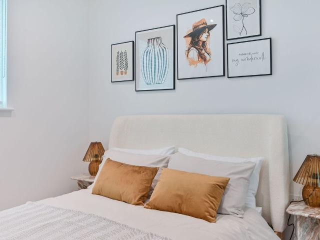 Wandle Place, Earlsfield, Wimbledon SW18, 2 bed flat to rent, £2,995 pcm | PrimeLocation
