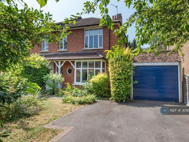 Wandle Road, Morden, SM4 4 bed semi detached house to rent £3,250 pcm £750 pw