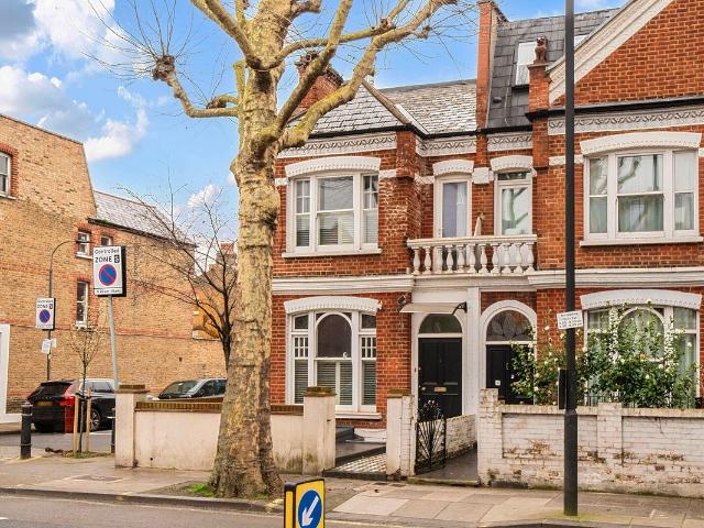 Wandsworth Bridge Road, Fulham, London SW6, 2 bed terraced house to rent, £3,467 pcm | PrimeLocation