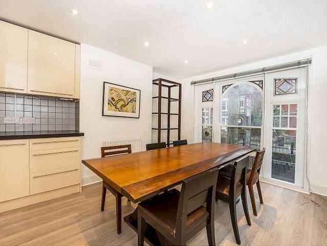 Wandsworth Bridge Road, London SW6, 2 bed flat to rent, £3,500 pcm | PrimeLocation
