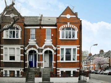 Wandsworth Bridge Road, South Park, London SW6, 3 bed maisonette to rent, £3,250 pcm | PrimeLocation