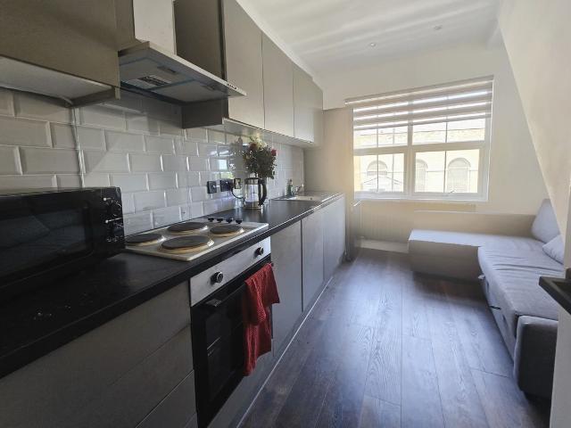 Wandsworth High Street, London SW18, 2 bed flat to rent, £2,300 pcm | PrimeLocation