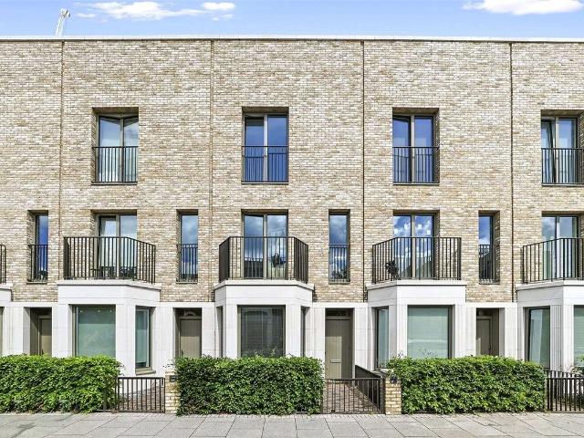 Wansey Street, London SE17, 3 bed town house to rent, £4,767 pcm | PrimeLocation