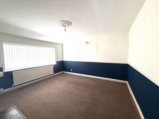Wanstead Avenue, Manchester M9, 2 bed flat to rent, £925 pcm | PrimeLocation