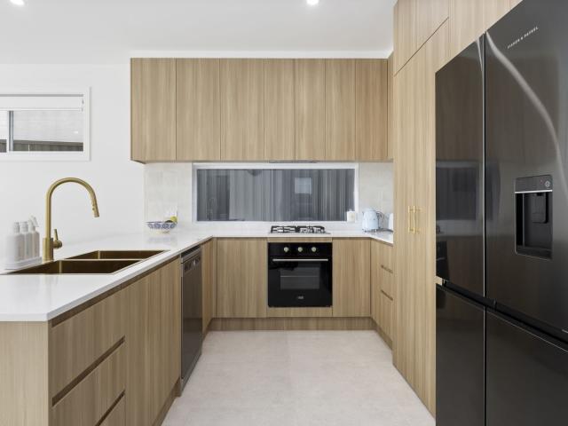 Wadalba, 61A Voyager Street