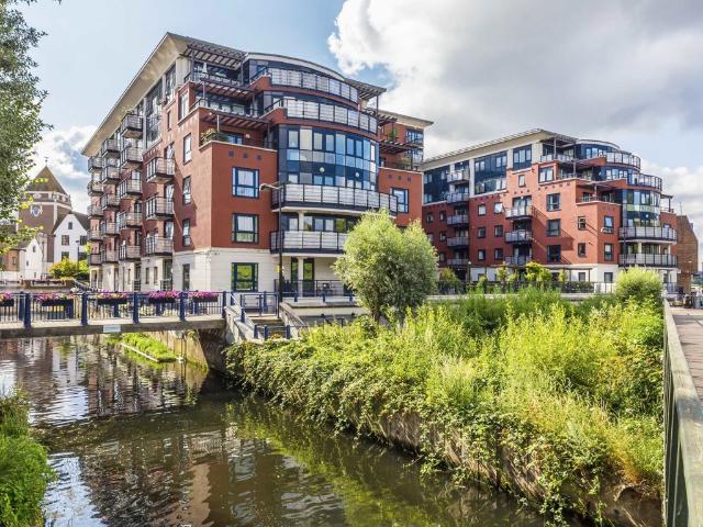 Wadbrook Street, Kingston Upon Thames KT1, 1 bed flat to rent, £1,700 pcm | PrimeLocation