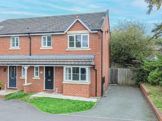 Wade Avenue, Warrington WA4, 3 bed semi detached house to rent, £1,400 pcm | PrimeLocation