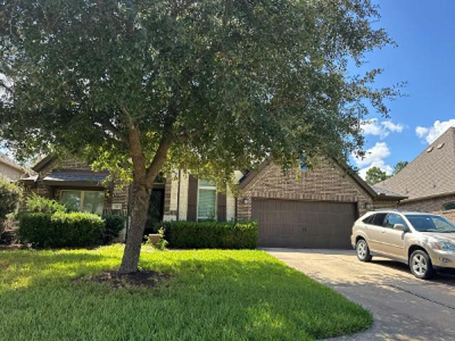 Wade Pointe Dr