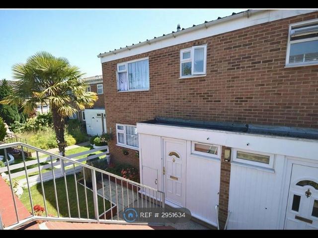 Wadeville Close, Upper Belvedere DA17, 3 bed terraced house to rent, £1,950 pcm | PrimeLocation
