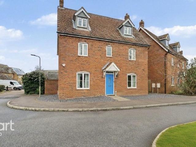 Wadsworth Court, Bedford 5 bed detached house to rent £2,300 pcm £531 pw