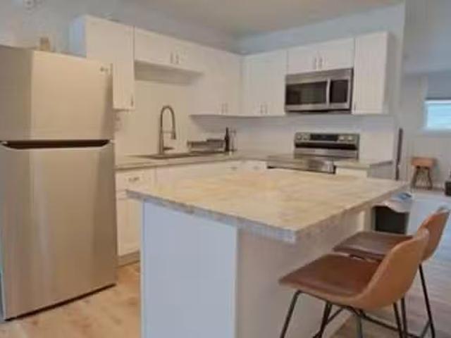 Waena Group LLC, 1371 Lower Main St, Wailuku Studio 1 Bath