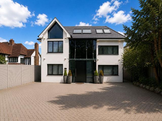 Waggon Road, Hadley Wood EN4, 5 bed detached house to rent, £11,000 pcm | PrimeLocation
