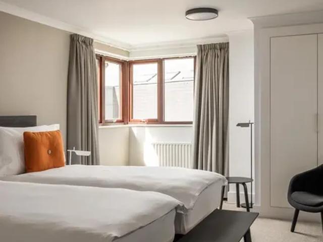 Waitrose, 243 Kensington High Street, London, W8 6SN, United Kingdom | 2 bed apartment for rent #139402040 | Rentberry