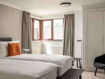 Waitrose, 243 Kensington High Street, London, W8 6SN, United Kingdom | 2 bed apartment for rent #139402040 | Rentberry
