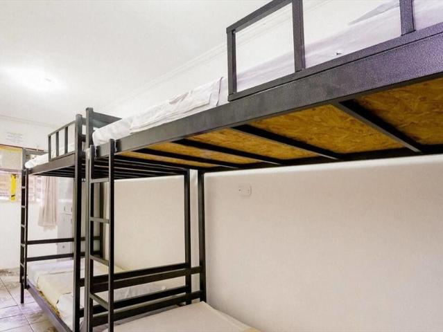 Waka Hostel Masculina Aclimação