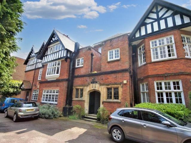 Wake Green Road, Moseley, Birmingham B13, 3 bed flat to rent, £1,400 pcm | PrimeLocation