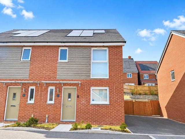 Wake Road, South Gloucestershire BS10 3 bed semi detached house to rent £1,900 pcm £438 pw