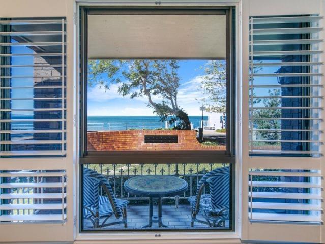 Wake to Moreton Bay. Every Morning